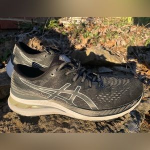 ASICS gel 28
